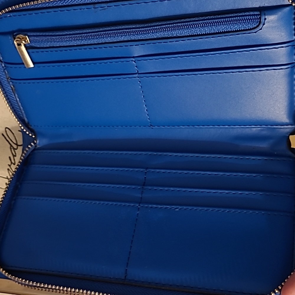 Wallet - Picture 4 of 4